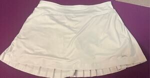 Slazenger White Pleated Tennis Skort.